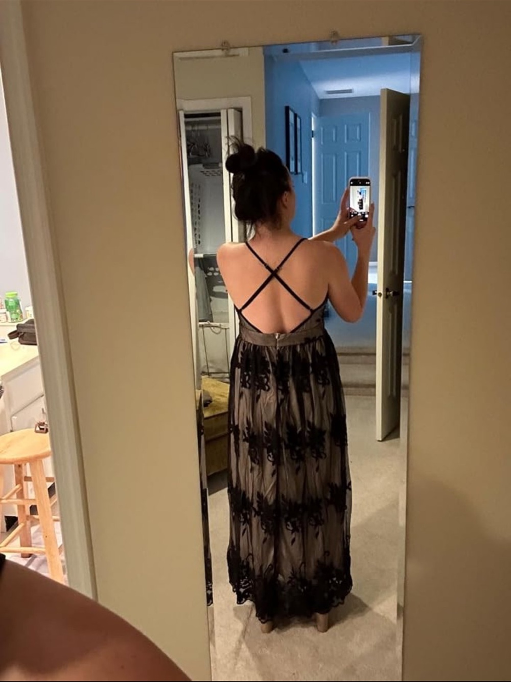 Black lace long Floral Maxi Dress with Deep V - Picture 10 of 11